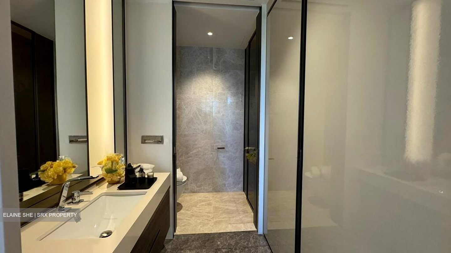 19 Nassim (D10), Apartment #496101071